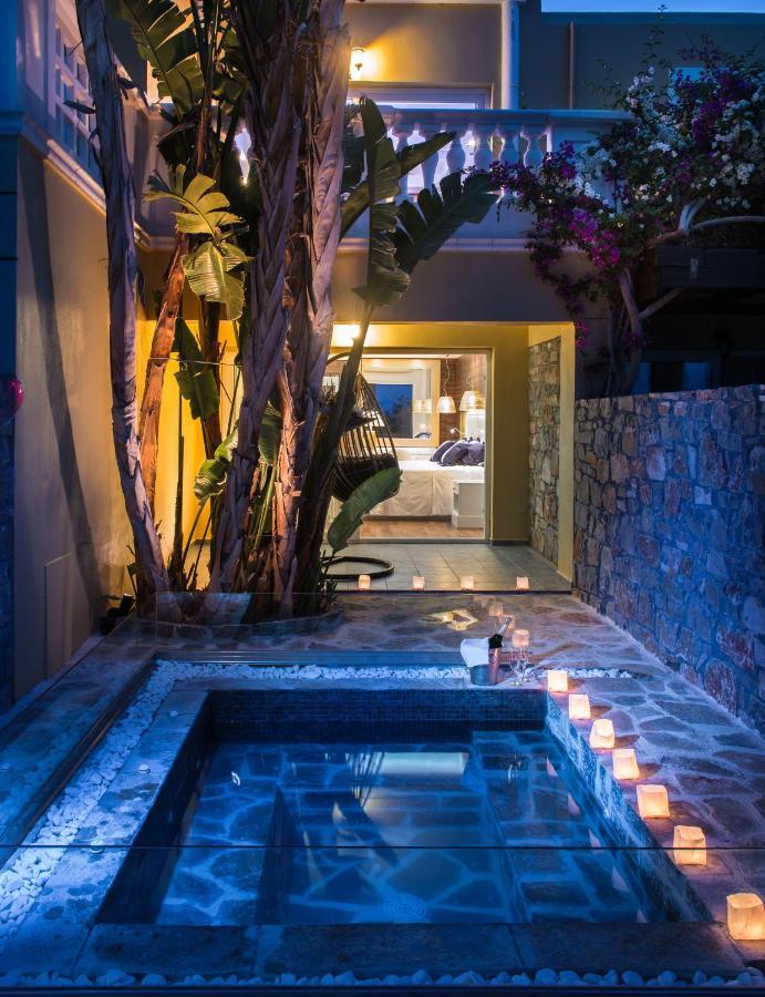 Villa Fronte Spiaggia con Vasca Idromassaggio